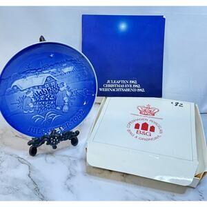 1982 Bing & Grondahl plate, titled "The Christmas Tree" or "Jule Aften 1982"